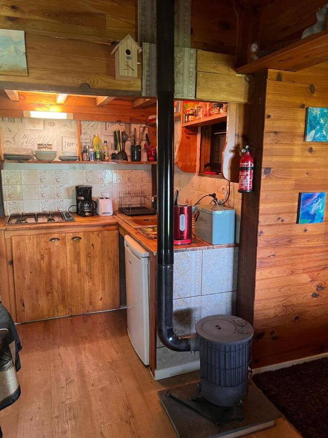 Cabane Dans Les Bois Avec Vue Sur Les Pyrenees Saint-Laurent-de-Neste Eksteriør bilde